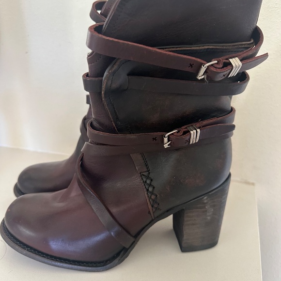 Freebird boots - Picture 2 of 3